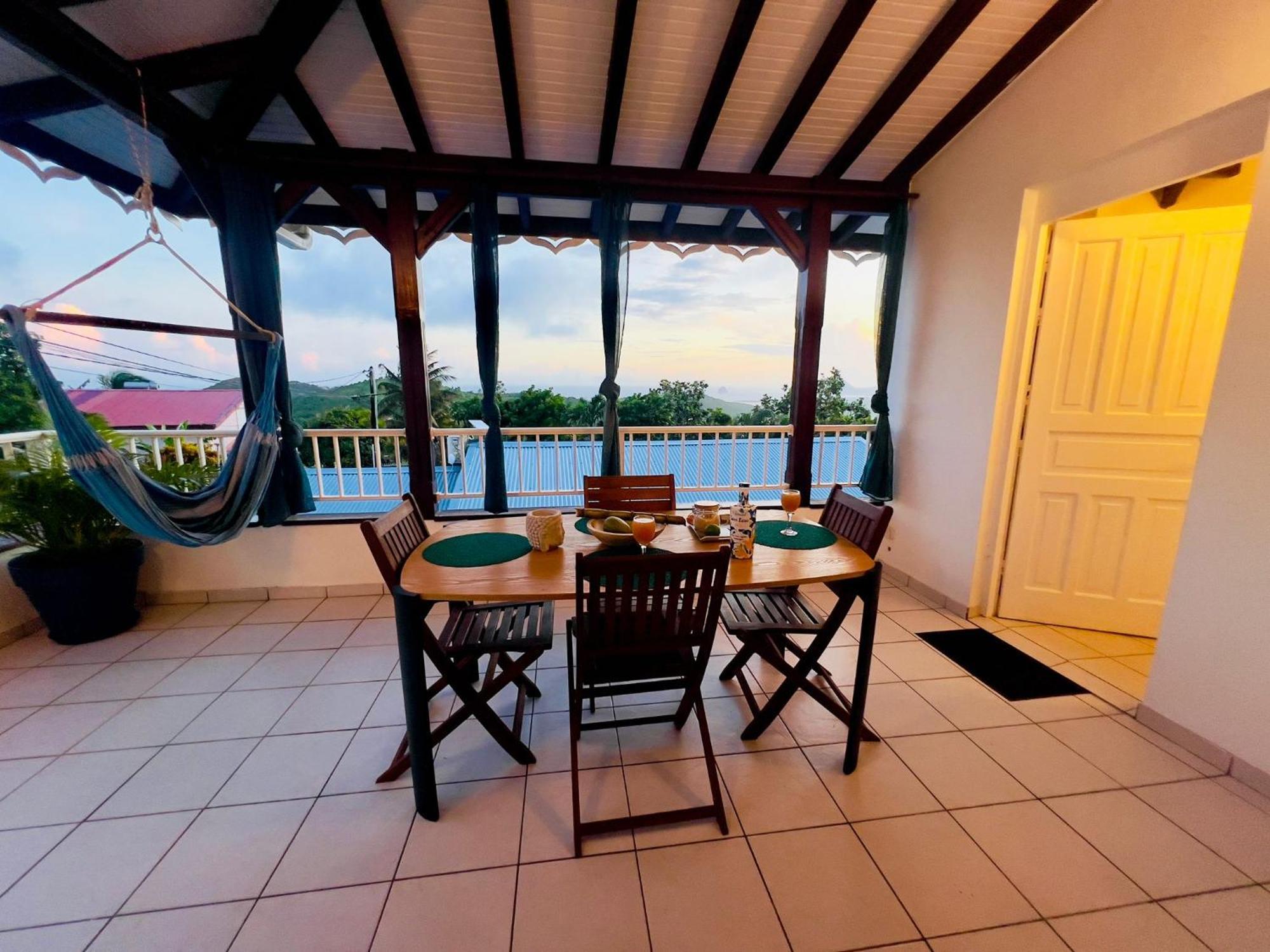 Villa Iguana, Duplex Paisible, Vue Magnifique Mer Et Rocher Du Diamant, Piscine Sainte-Luce Ngoại thất bức ảnh