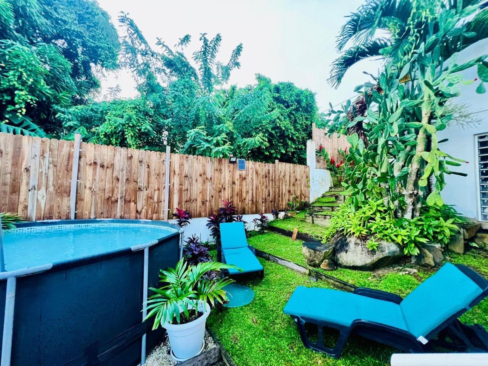Villa Iguana, Duplex Paisible, Vue Magnifique Mer Et Rocher Du Diamant, Piscine Sainte-Luce Ngoại thất bức ảnh