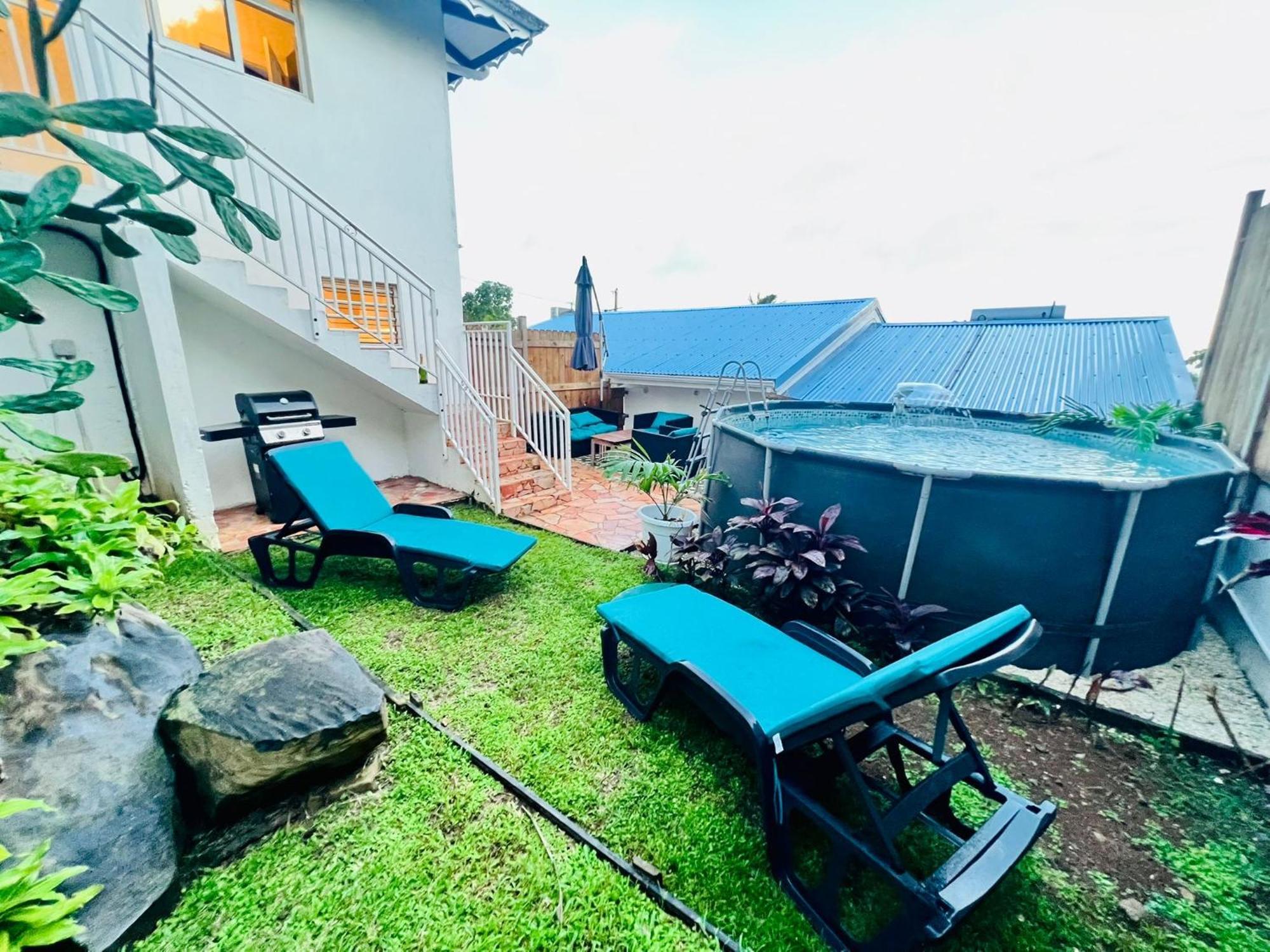 Villa Iguana, Duplex Paisible, Vue Magnifique Mer Et Rocher Du Diamant, Piscine Sainte-Luce Ngoại thất bức ảnh